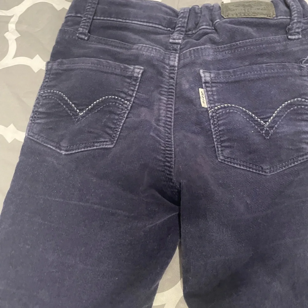 Levi’s Girls Super Skinny 710 Blue Corodorouy Pants Size 6 68% Cotton Blend